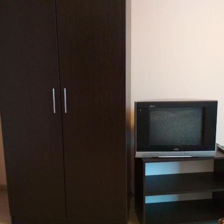 Comfortable Apartments Ривне Екстериор снимка