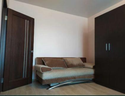 Comfortable Apartments Ривне Екстериор снимка