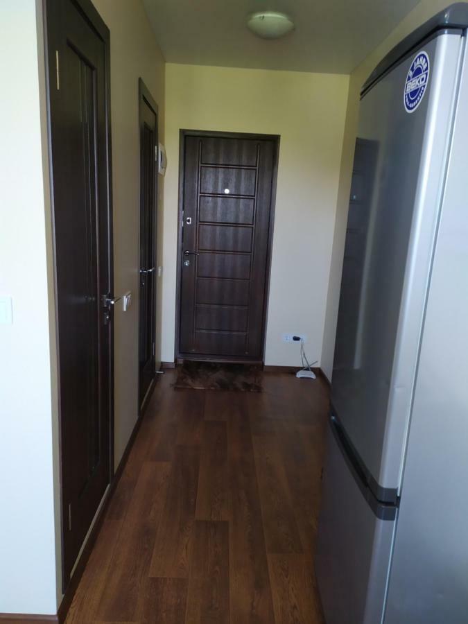 Comfortable Apartments Ривне Екстериор снимка